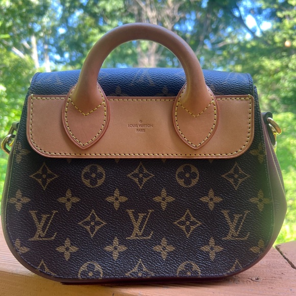 Louis Vuitton Eden Bordeaux Monogram Shoulder Bag - Picture 14 of 16